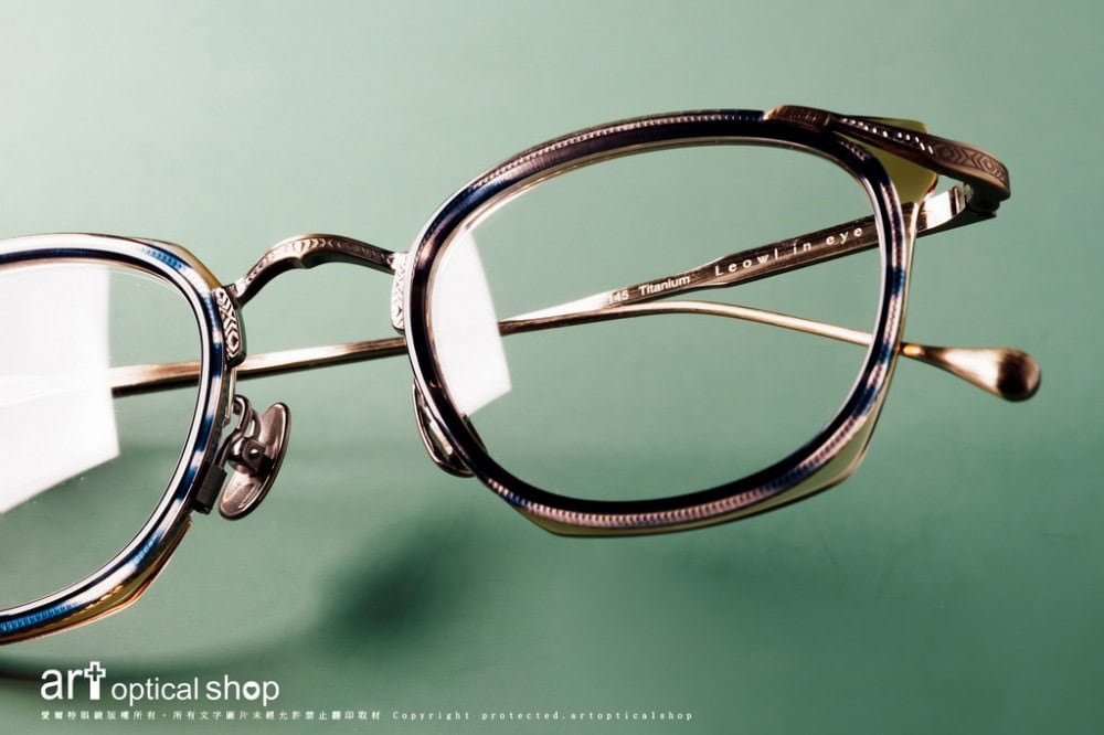 Leowl-in-eye-Titanium-LO-012-C3-LO-013-C2-024