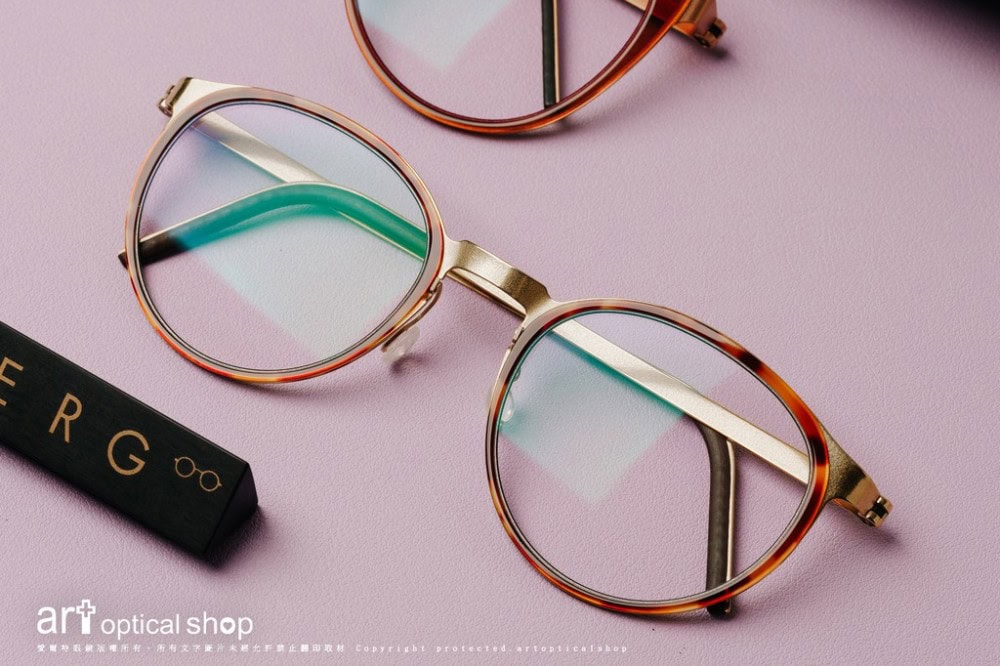 LINDBERG-9767-9768-010