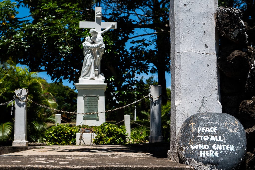 Hiking to Kalaupapa Molokai