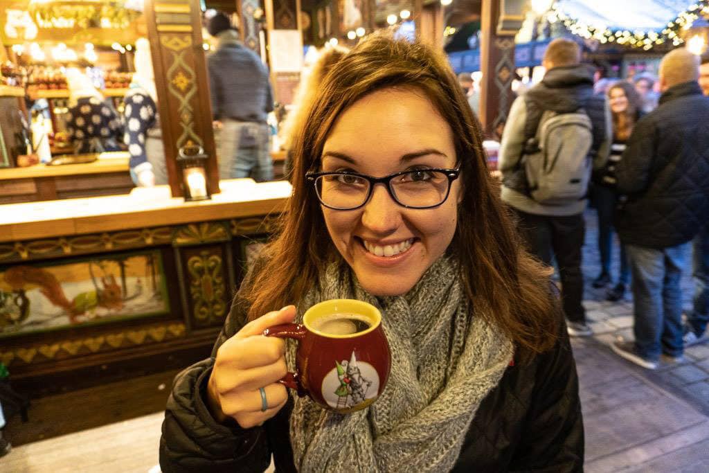 cologne christmas market with gluhwein