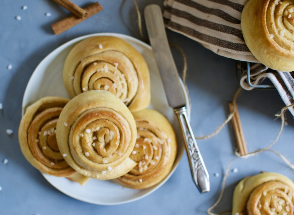 Kanelbullar - schwedische Zimtschnecken | Laura dreams of Cakes Kanelbullar - schwedische Zimtschnecken | Laura dreams of Cakes