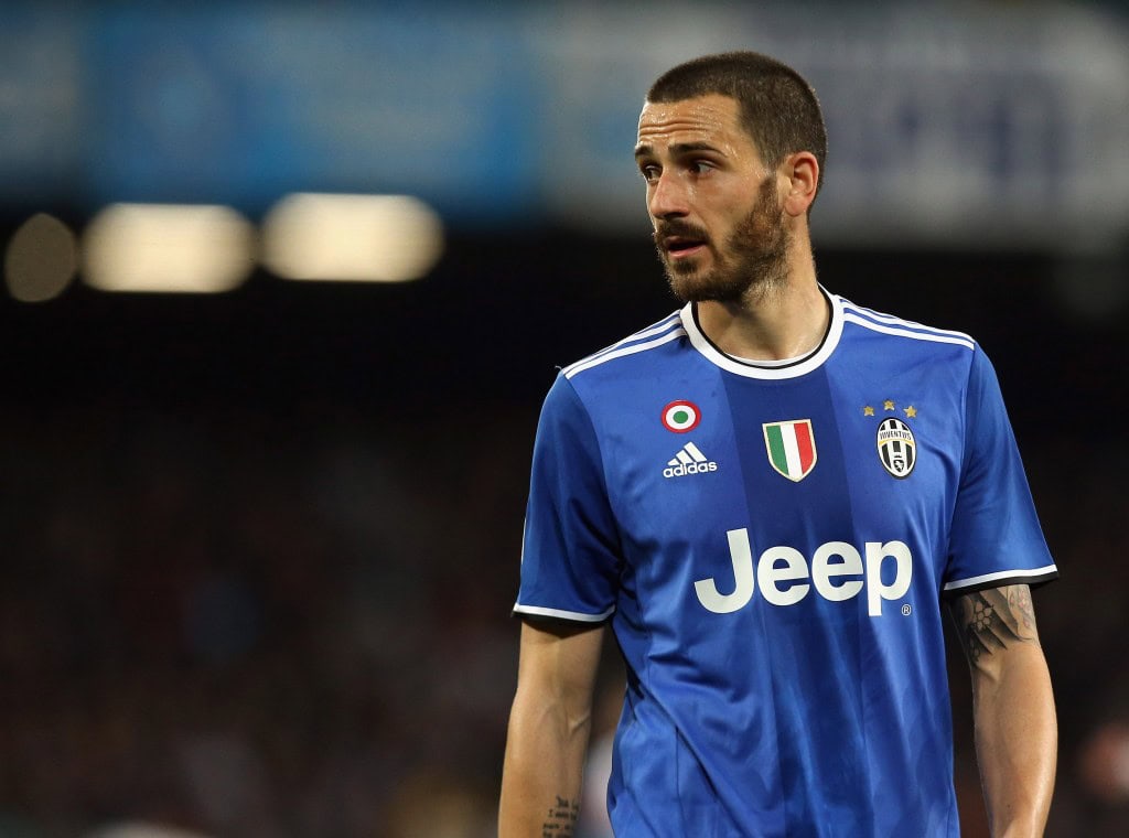 NAPLES, ITALY - APRIL 02: Leonardo Bonucci of Juventus during the Serie A match between SSC Napoli and Juventus FC at Stadio San Paolo on April 2, 2017 in Naples, Italy. (Photo by Maurizio Lagana/Getty Images)
