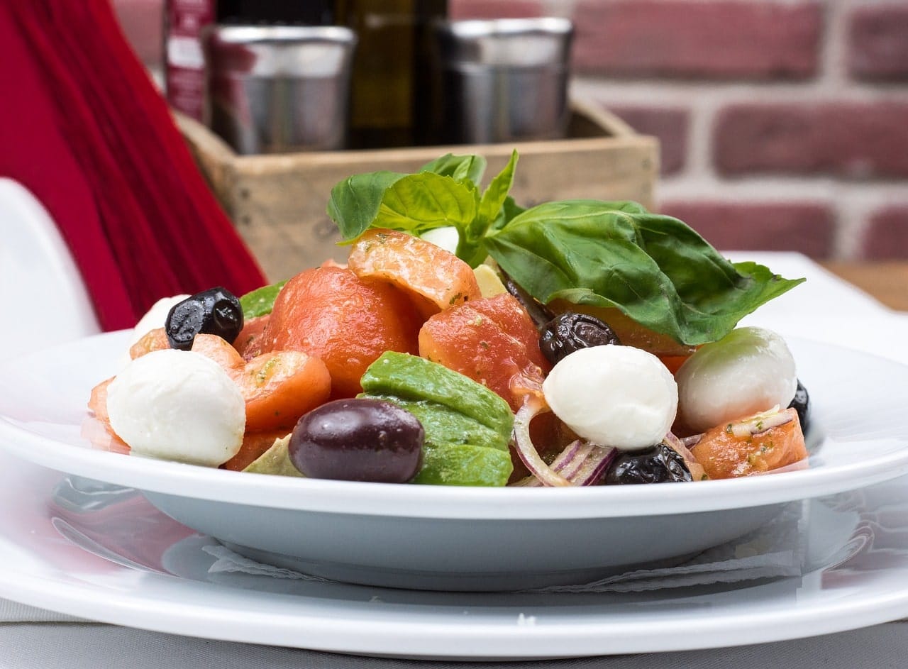 insalata con mozzarella di bufala dop
