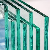 brechzahl-glas-tipp-zum-bau Das Glossar von Tipp zum Bau erklärt die Brechzahl von Glas.