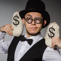 shutterstock_189436979_money_bags_200px