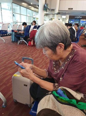 Hãy đi du lịch – đừng để tuổi trẻ trôi qua rồi hối tiếc
