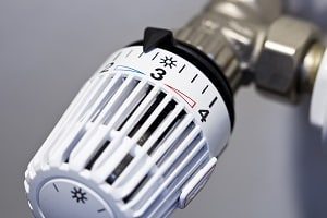Tipp zum Bau stellt energieeffizientes Heizen im Altbau vor.