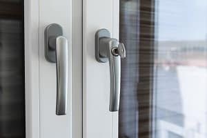Klassifizierung-Fenstersicherung-tipp-zum-bau Die Polizei empfiehlt einbruchhemmende Fenster zur Fenstersicherung. Tipp zum Bau zeigt Ihnen Ihre Möglichkeiten.