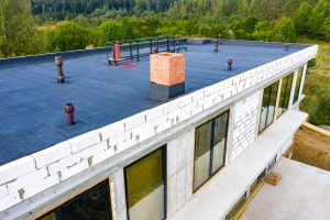 flachdach-neubau-privathaus-dach-tipp-zum-bau Bei Tipp zum Bau erfahren Sie alles über den Aufbau des Flachdachs.