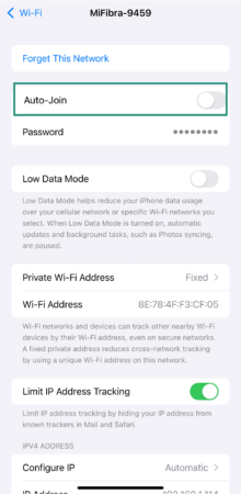 iOS screen showing Auto-Join unchecked