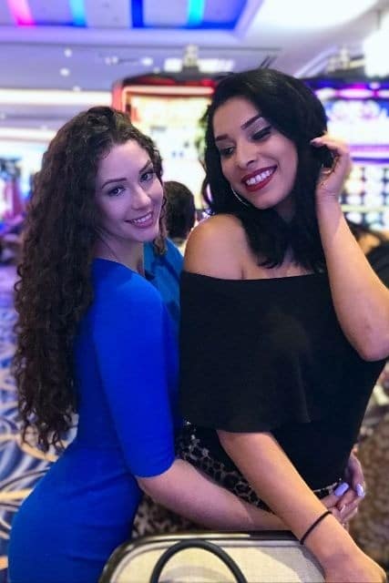 antonia-and-jessi-strippers-in-cavan 