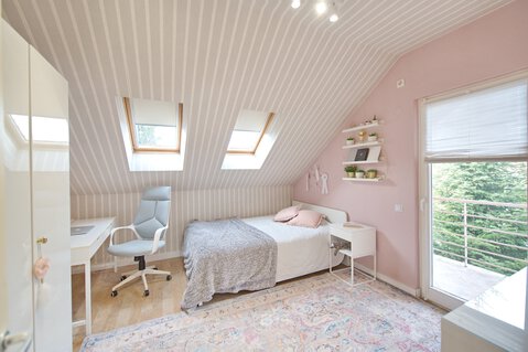 NEW HORIZONS HOUSE