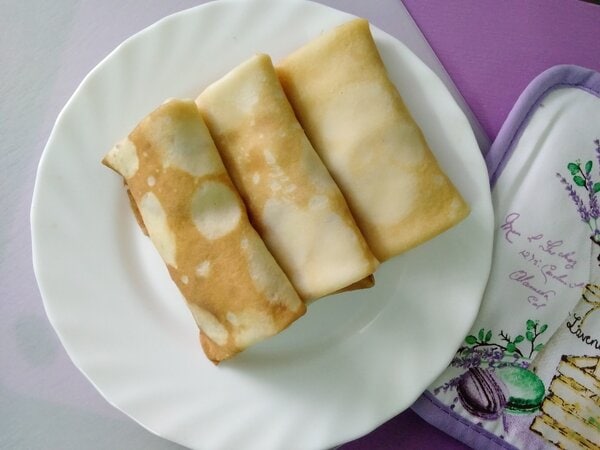 блины с творогом и изюмом