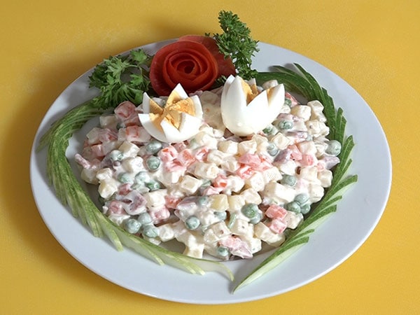 Những sự thật thú vị về món Salad Nga