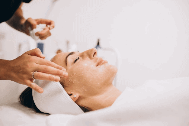L'institut de beauté 6 Soin nettoyant pour adolescente vers Aix en Provence