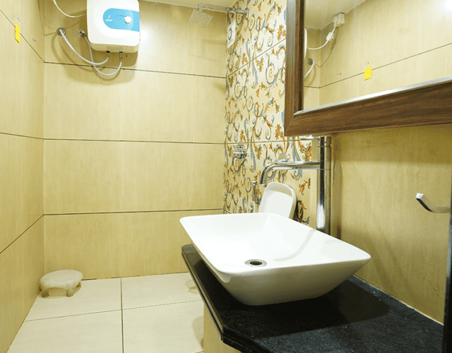 Bathroom-Super-Deluxe