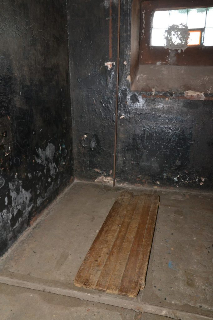 gefängnis schlafen gefängnis schlafen