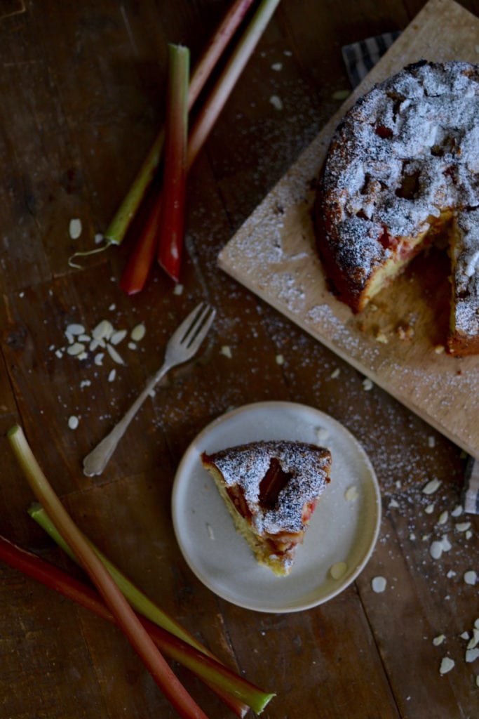 Rhabarber-Joghurt Kuchen