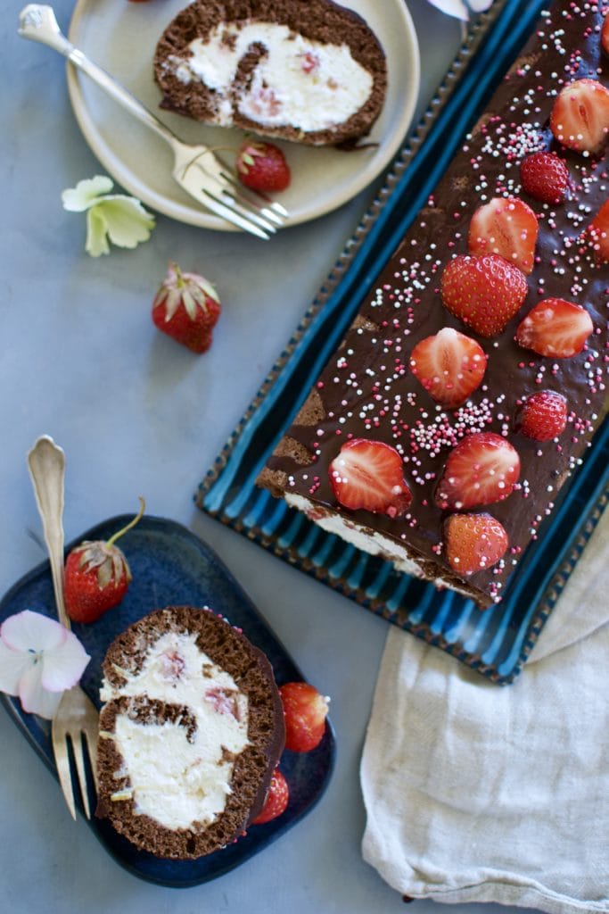 Schoko Erdbeer Roulade