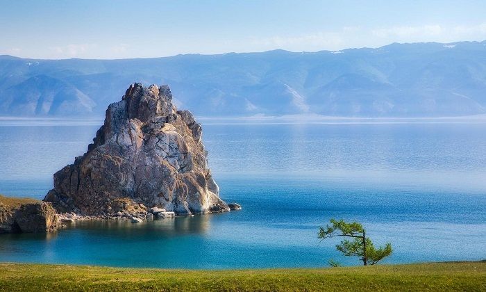 Chiêm ngưỡng hồ Baikal tại Nga – Hồ nước ngọt đẹp nhất thế giới