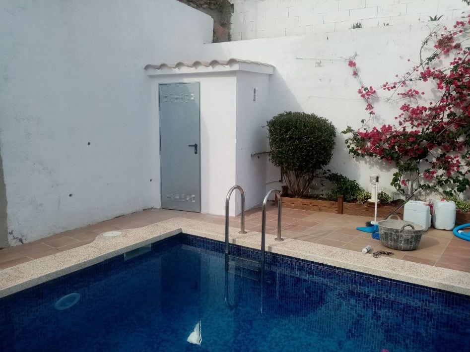 Construcción de Trasteros, Cobertizo, Casetas de obra, Cobertizo de obra, Trasteros baratos, Trasteros de obra, Trasteros económicos, Casetas jardín de obra, Casetas para bombas de piscinas, Casa de almacenamiento exterior, Casetas para guardar herramientas, Casa de almacenamiento exterior de obra en Lloret de Mar, Blanes, Tossa de Mar, Pineda de Mar, Calella, Malgtat de Mar