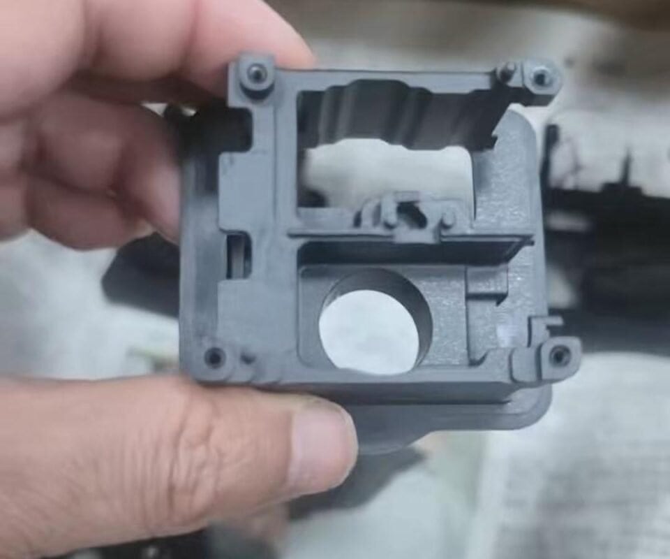 Aluminum-Sandblasting-Black-Anodizing-1