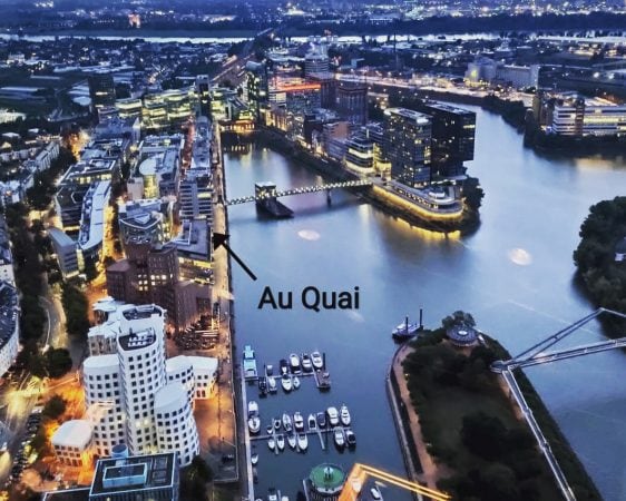 auquai_location_arrow