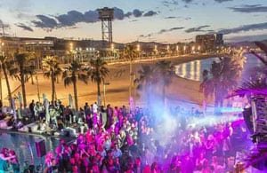 wet_deck_party-min