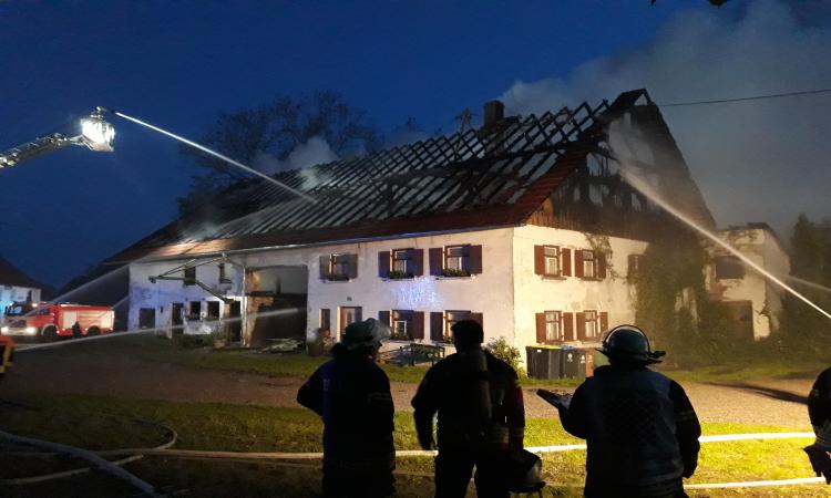 Brand ehemaliger Bauernhof