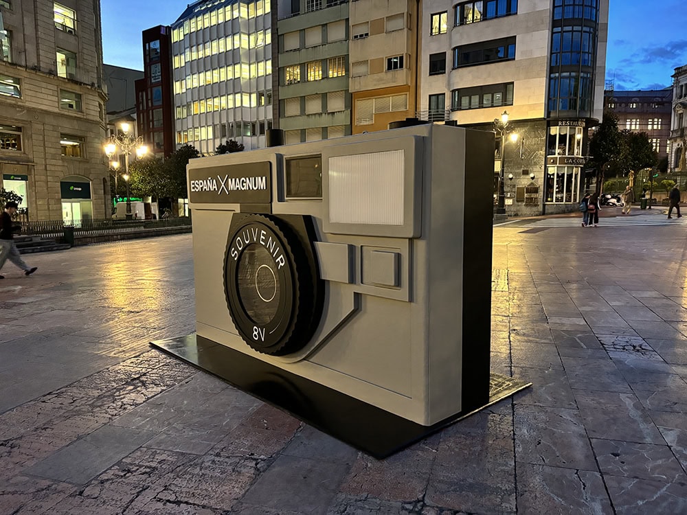 Instalación escultórica interactiva para Magnum Photos — Premio Princesa de Asturias 2024 Es-Tallado