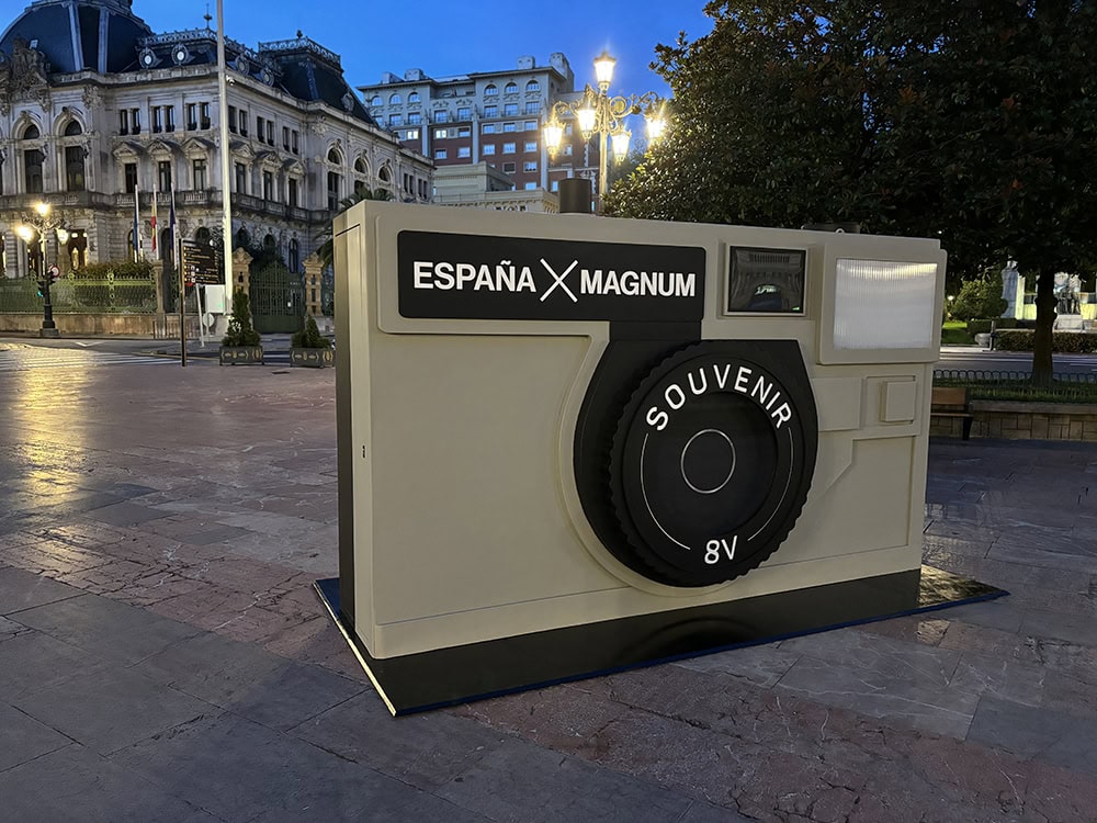 Instalación escultórica interactiva para Magnum Photos — Premio Princesa de Asturias 2024 Es-Tallado