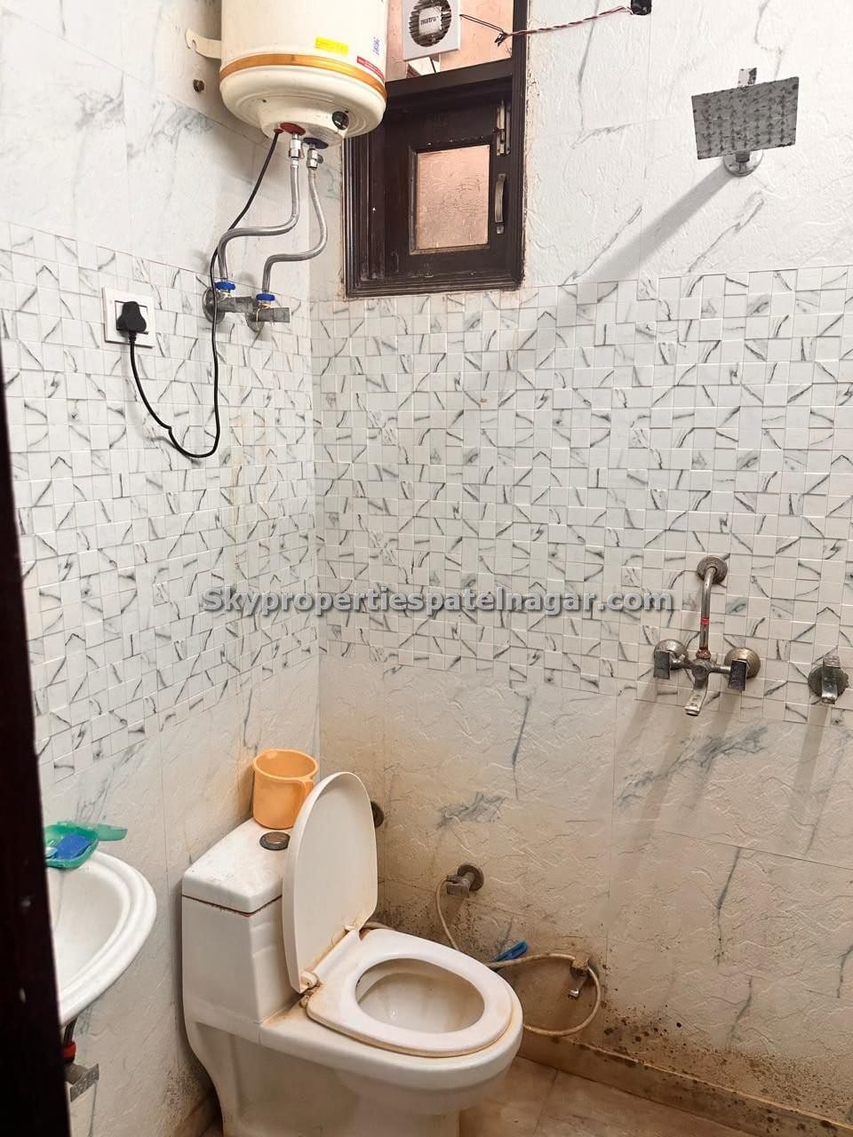 PG Near Karol Bagh