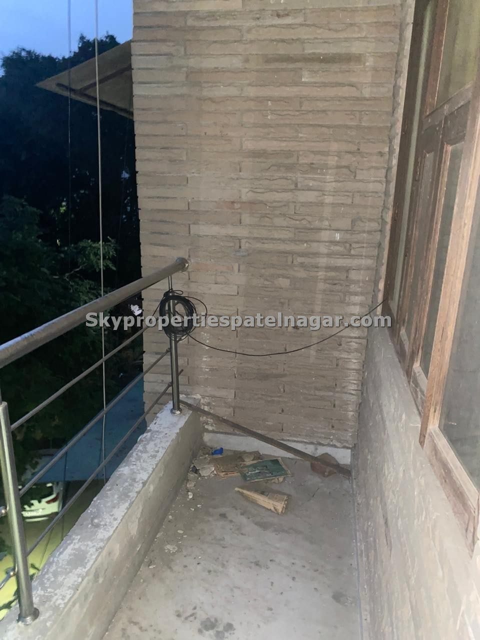 2 BHK Near Vajiram