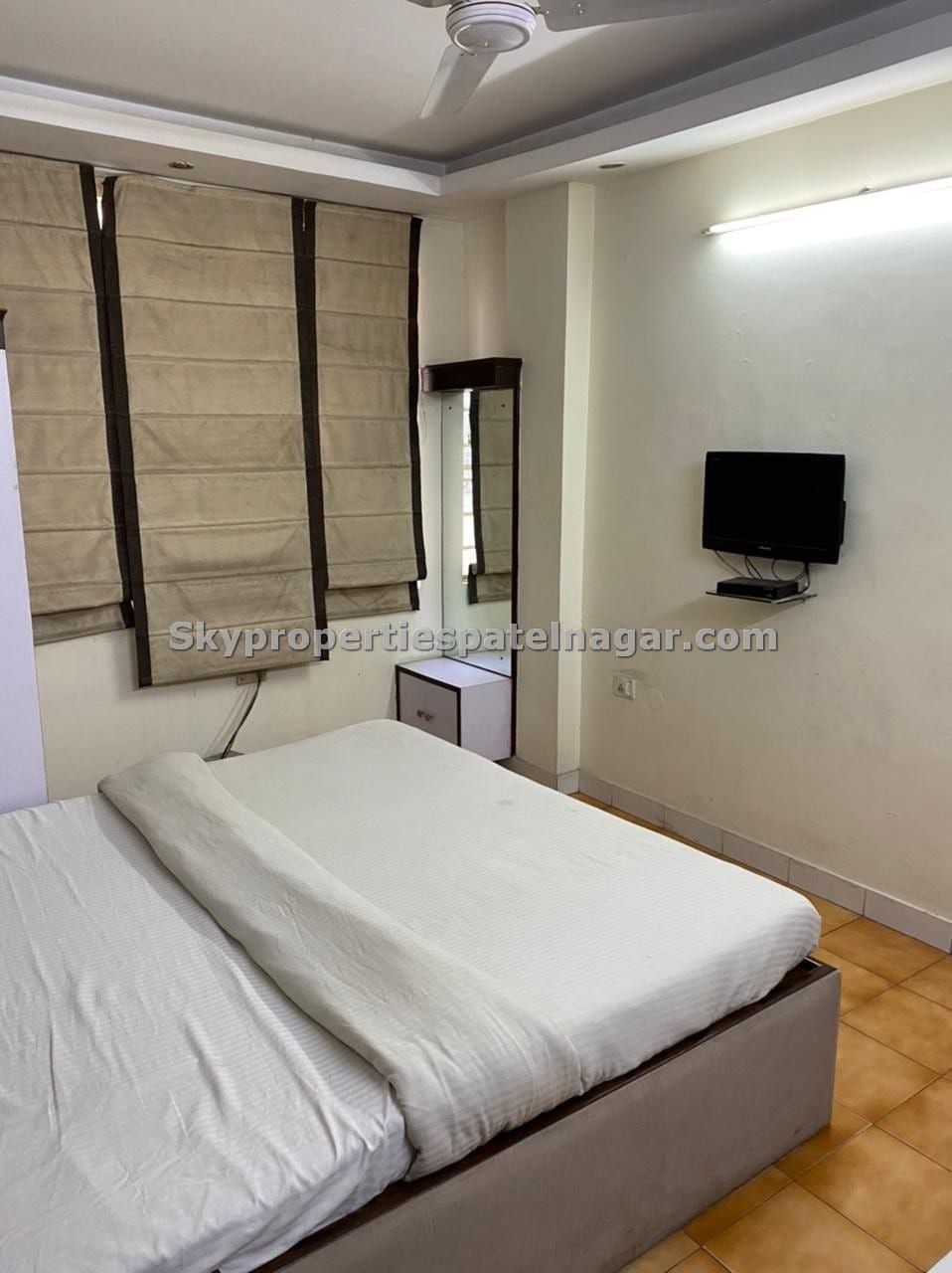 Single Room Near WEA Karol Bagh Delhi