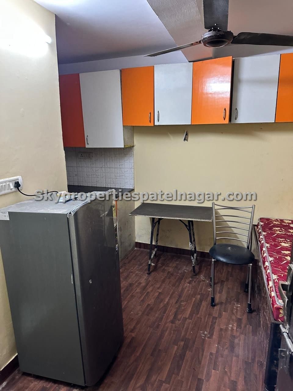 Furnished 1rk in karol bagh for rent