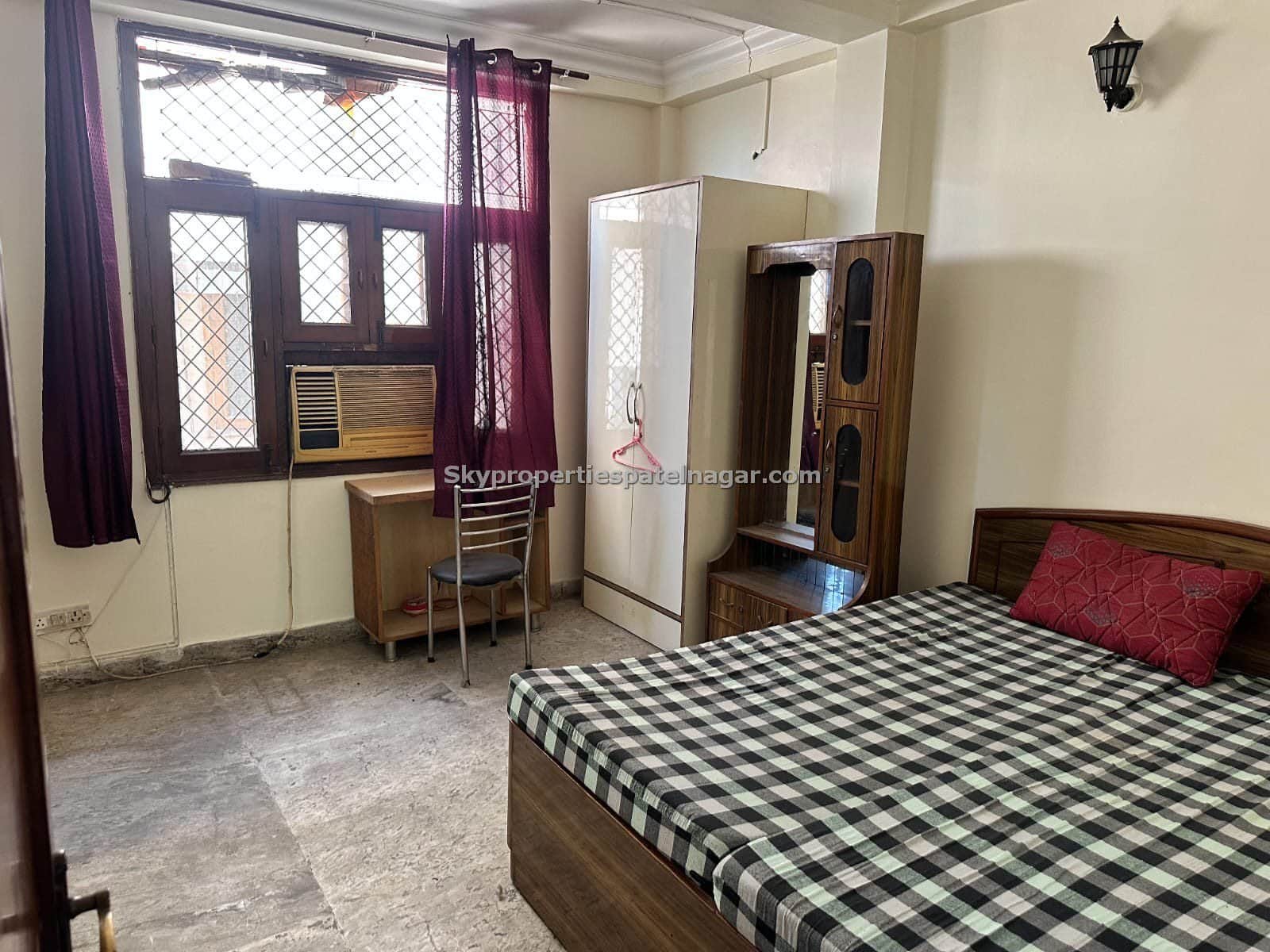 ओल्ड राजेंद्र नगर दिल्ली में 2 BHK फ्लैट किराये पर | कोचिंग इंस्टिट्यूट के पास