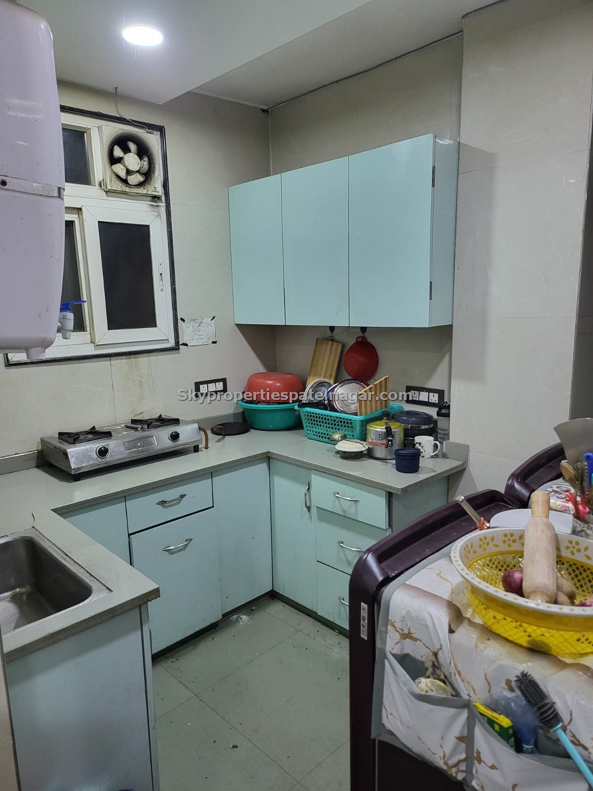 1 RK for Rent in Karol Bagh