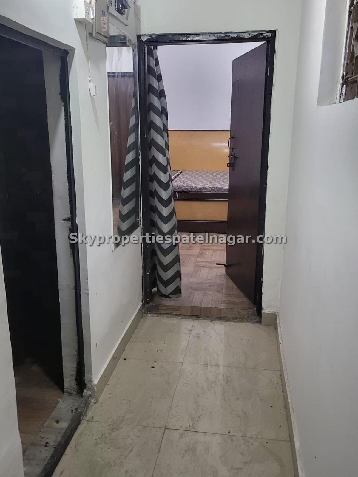 Book a Single Room in Patel Nagar Central Delhi Accommodation