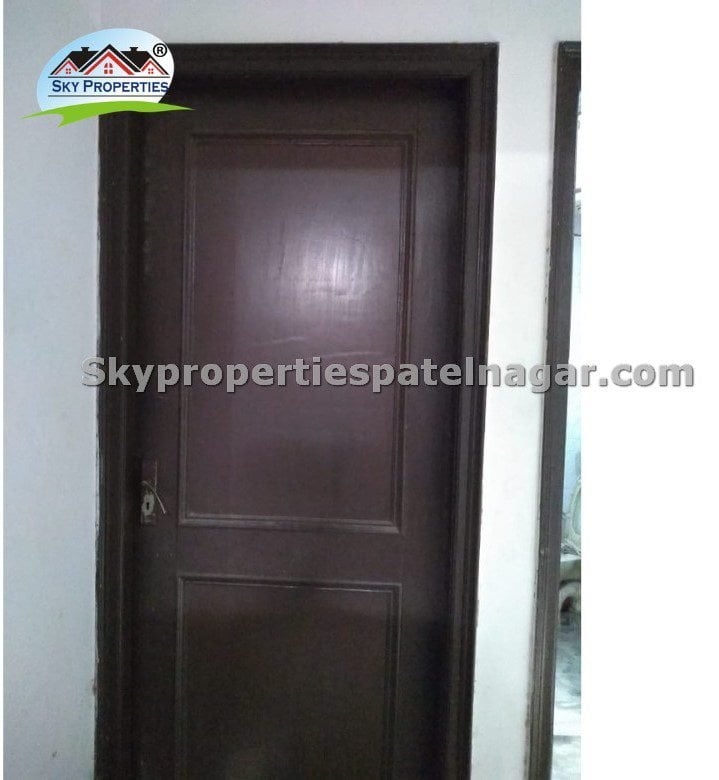 Single Room In Patel Nagar Walking Distance to Metro