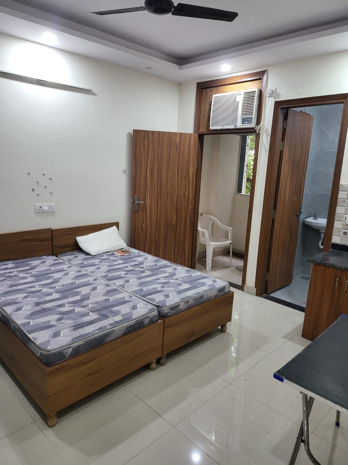 1RK In Patel Nagar Near LevelUp IAS