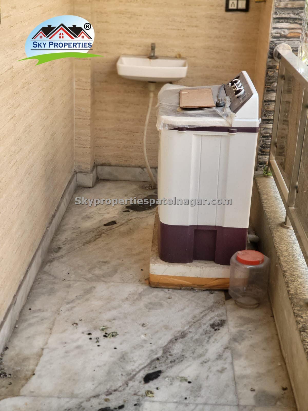 1RK In Rajendra Nagar Aggarwal sweet Delhi