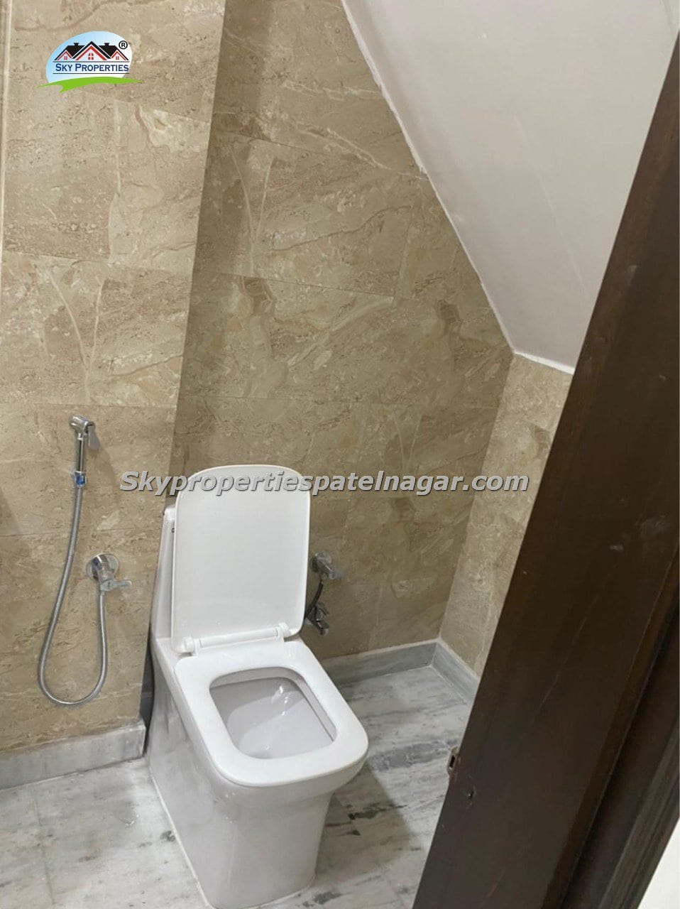 1RK For Rent Near Delhi's Top Coaching Institute