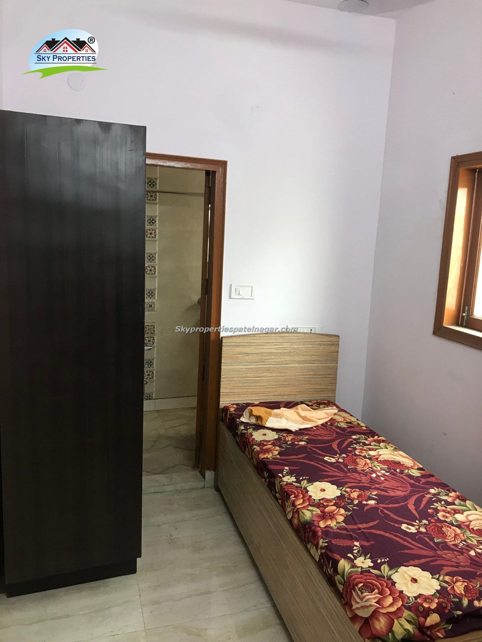 Twin Sharing PG In Patel Nagar