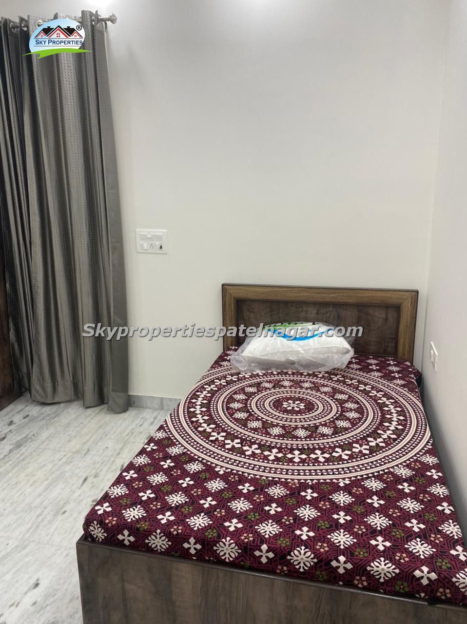 1RK KAROL BAGH NEAR COACHING INSTITUTES
