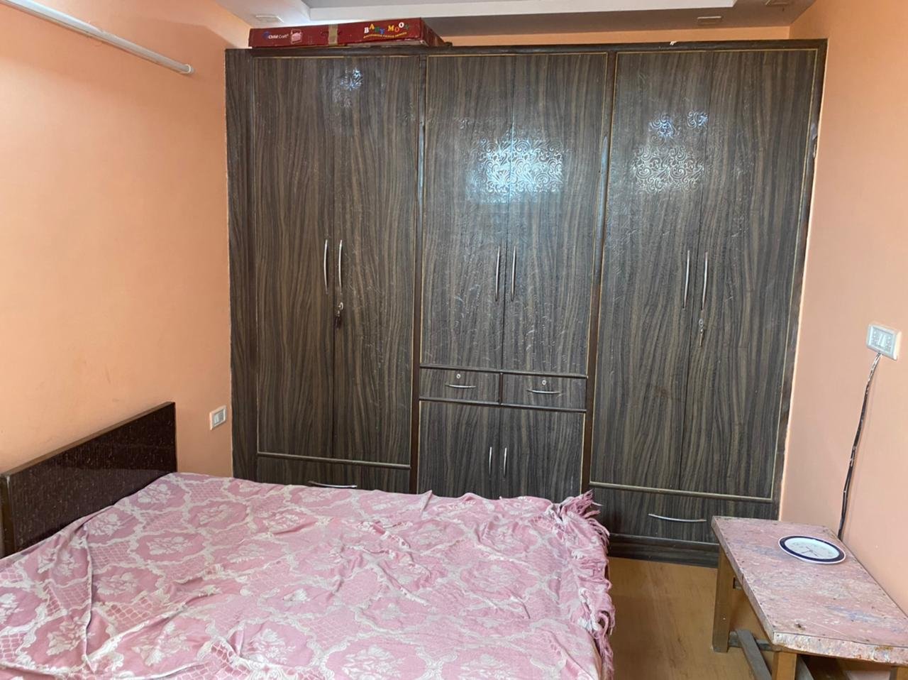 Perfect 1BHK for Students Near Coaching