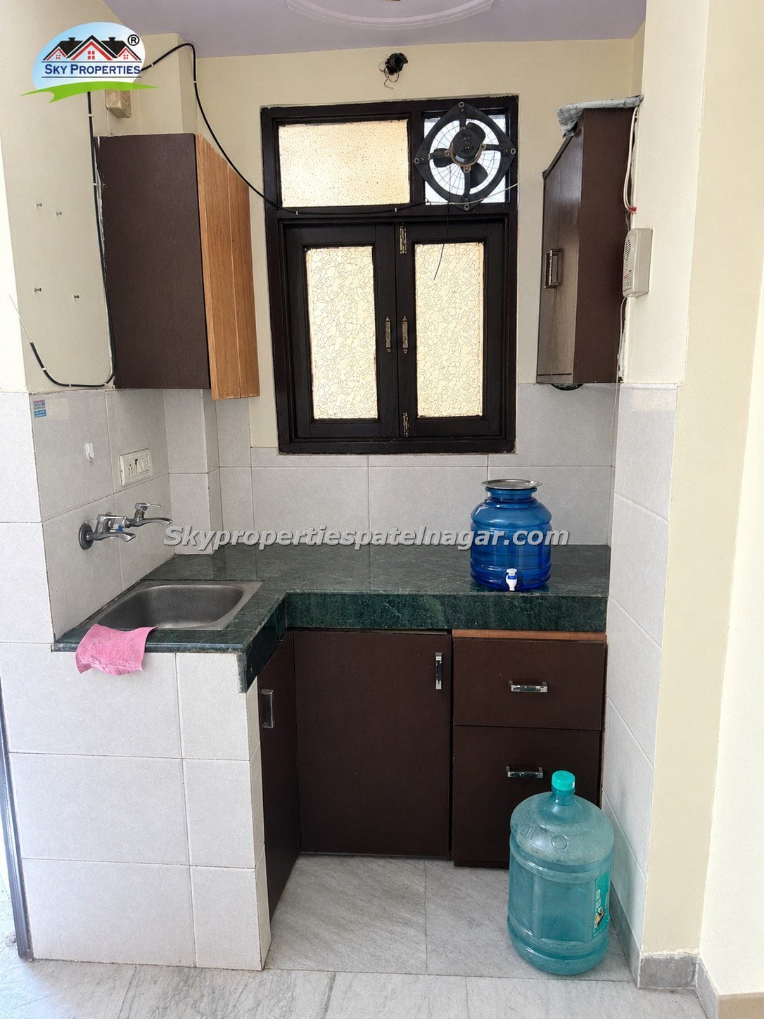 Budget 2BHK for Students in Patel Nagar Near Coaching Hub