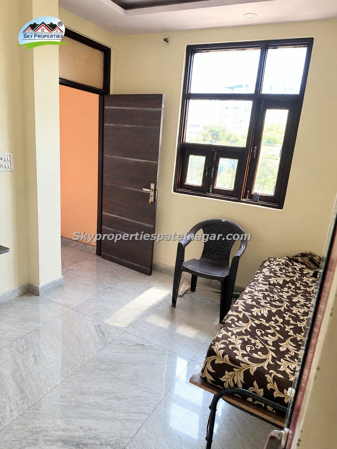 Budget 2BHK for Students in Patel Nagar Near Metro & Coaching Hub