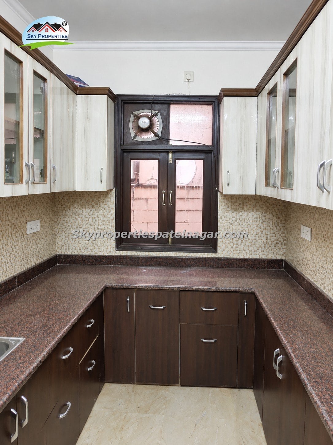Budget 2BHK for Students in Karol Bagh