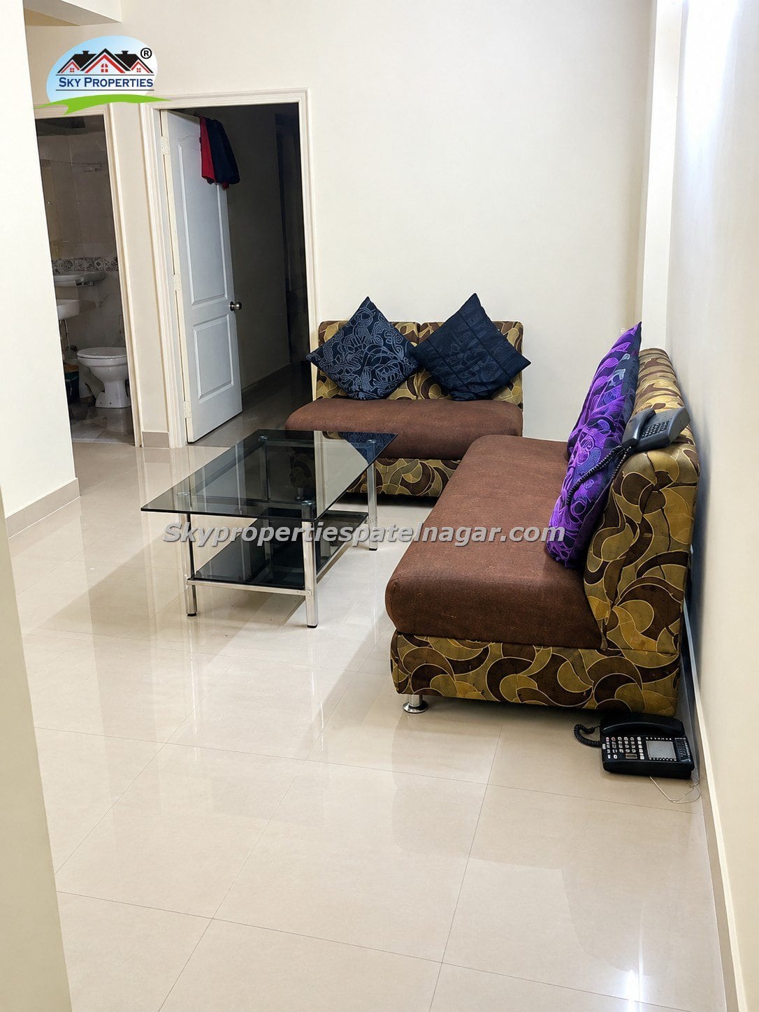 Student’s Choice 1RK in Patel Nagar Near Coaching & Metro