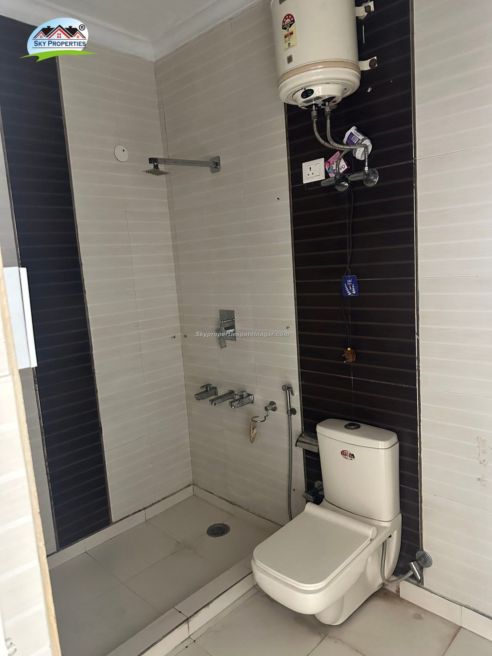 Budget 1RK Flat for Rent in Karol Bagh Near NEXT IAS